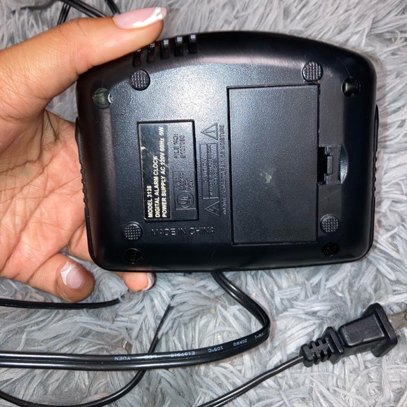 Black Battery Operated Alarm Clock 4” Wide - Picture 4 of 6